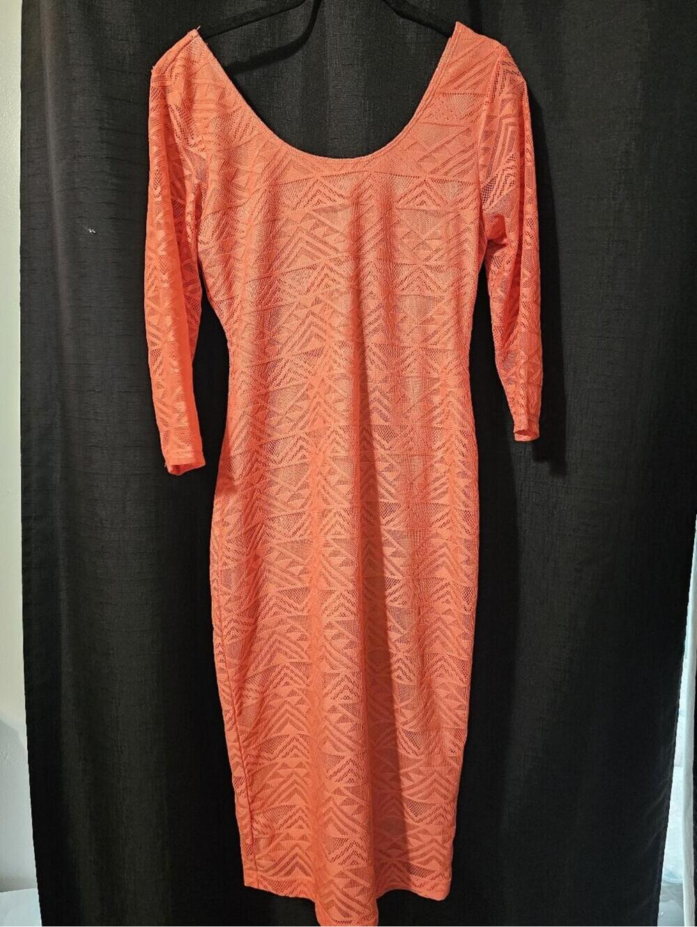 Fire Los Angeles Coral Scoop-Neck Midi Bodycon Dress L